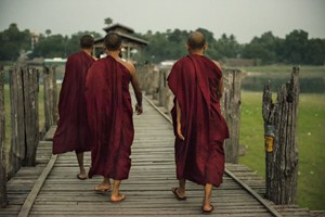 Mniši na mostě U Bein
